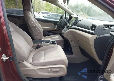 2018 Honda Odyssey Ex z USA, uszkodzony, nr VIN 5FNRL6H56JB015557